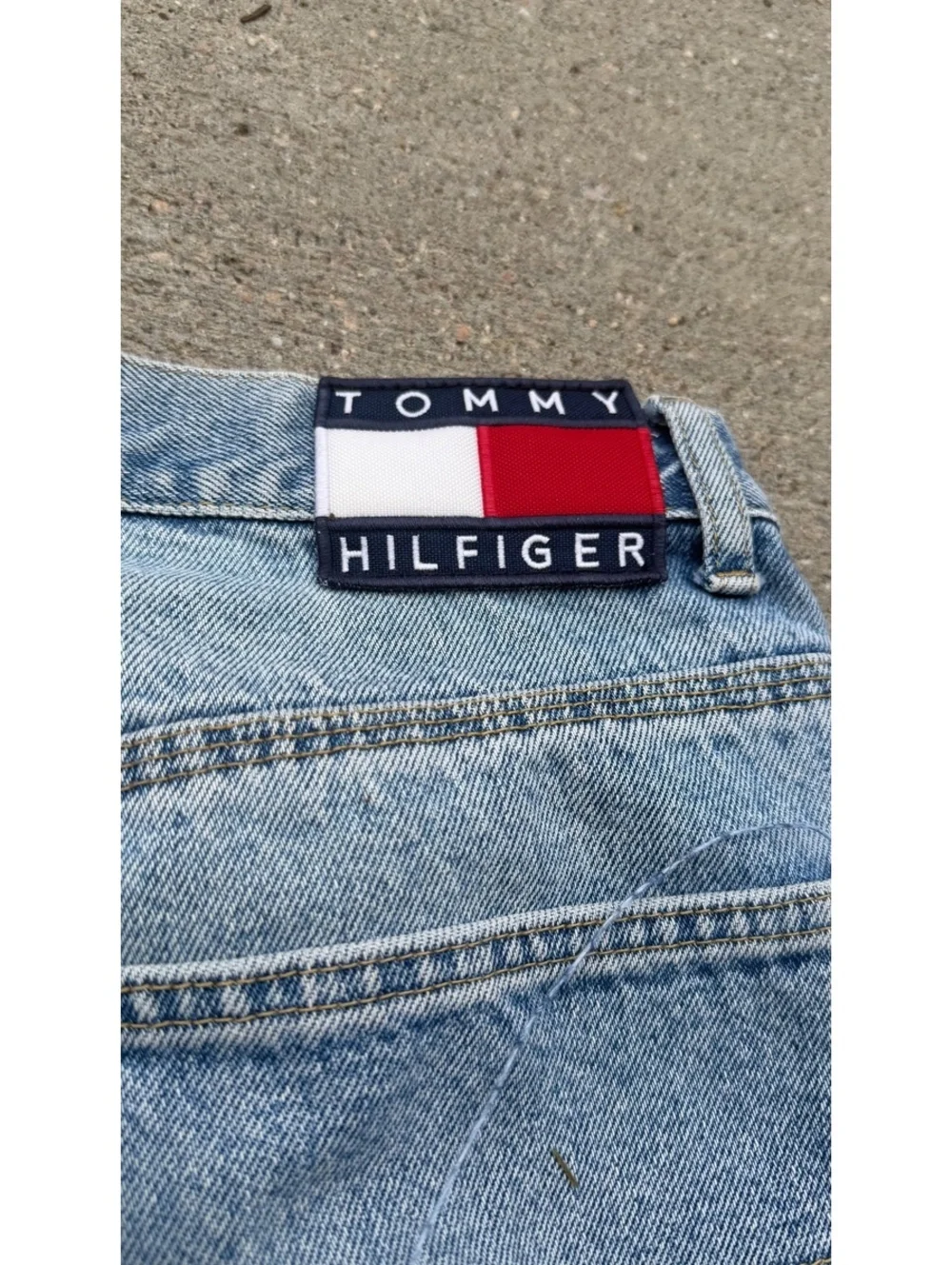 Vintage Tommy Hilfiger Light Blue Denim Shorts Size 32